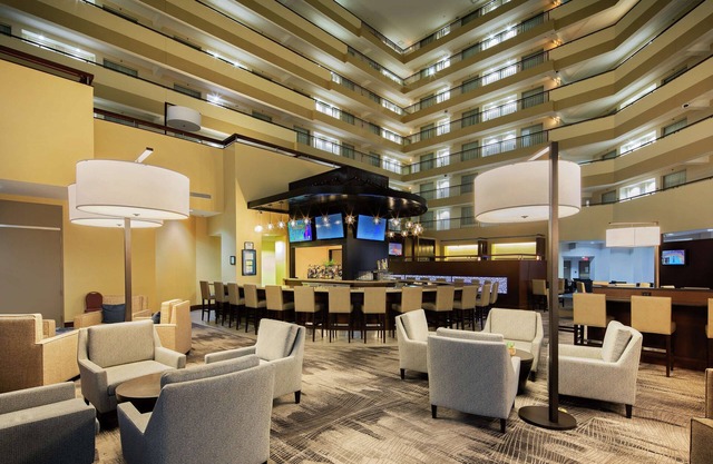 Embassy Suites by Hilton Detroit Troy Auburn Hills