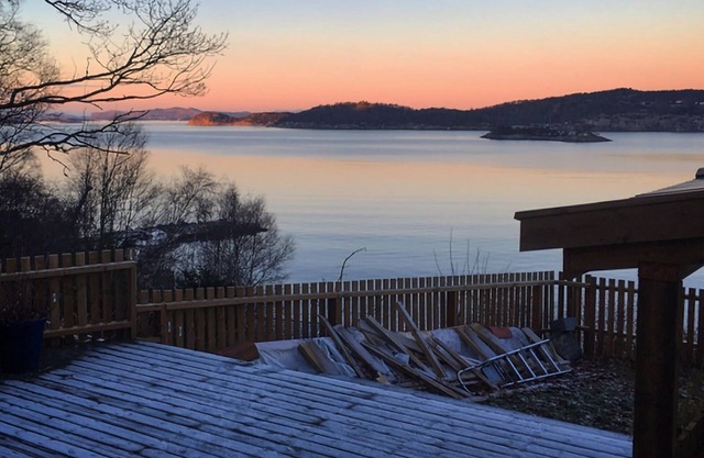 Enjoy a wonderful vacation in this inviting vacation home in a fantastic location close to nature!