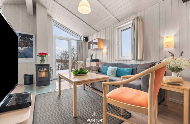 "Enjoy an unforgettable stay at the Ferienhaus Waldpalast!"