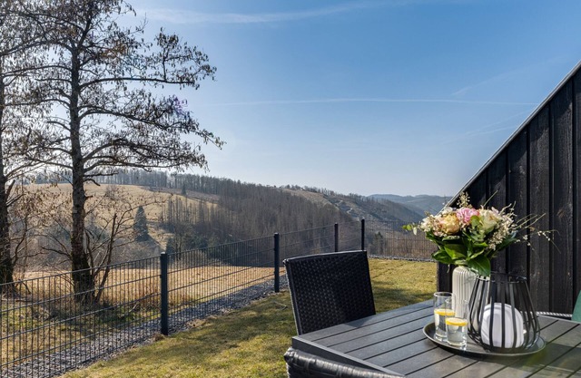 "Enjoy an unforgettable vacation in Ferienhaus Spitzenblick!"