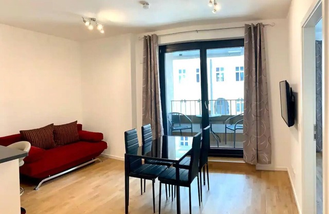 ENJOY new flat in MITTE for couples and familiesn