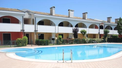 Enjoy your holidays in a recently built residence