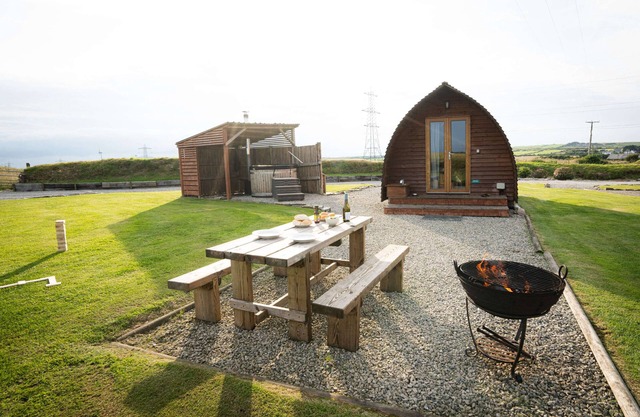 Ensuite Cabin With A View With A Hot Tub