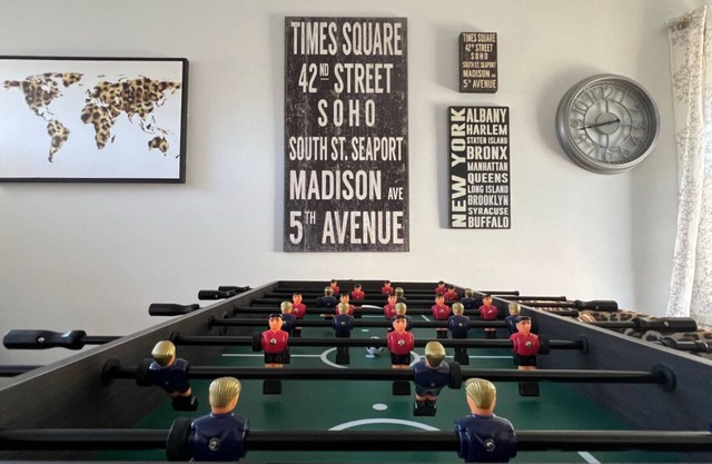 Entire home with Game Room