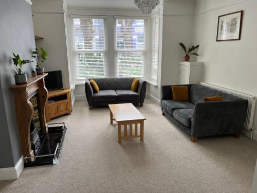 Entire Victorian House 3 bedrooms