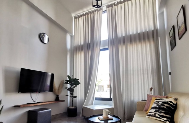 EntireHome 180m2 10 mins to RiverKwaeBridge Old City