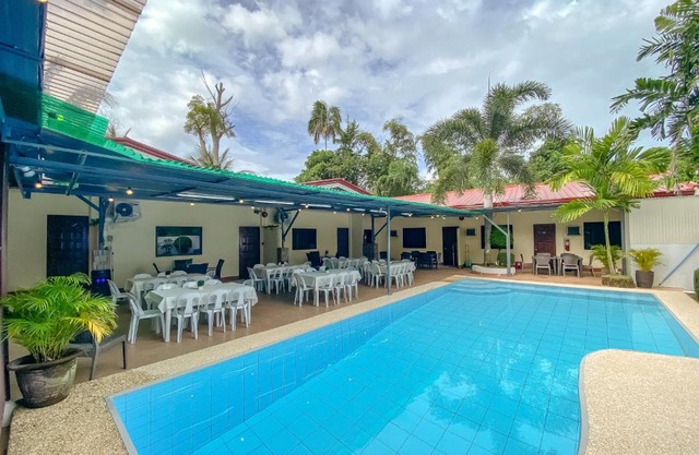 Entra Tourist Inn