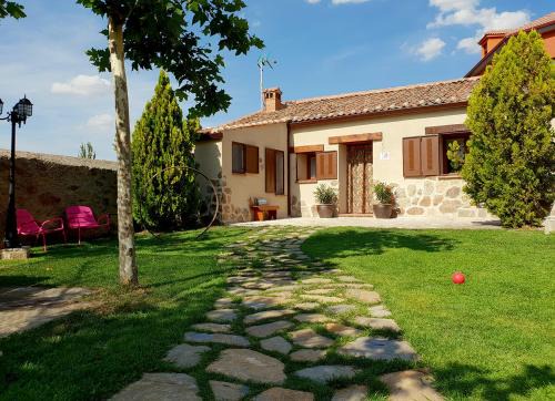 Entreacebedas rural&vacaciones, alojamientos con jardín PRIVADO Piscina a un minuto