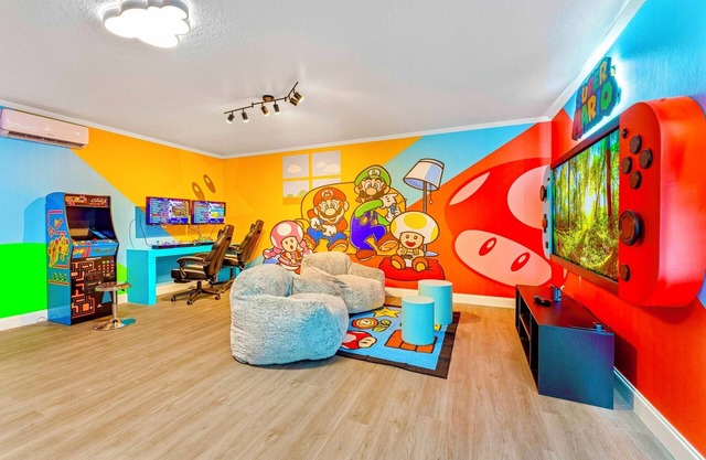 Epic Mario , Starwars, Moana Luxury Disney World Home dw6