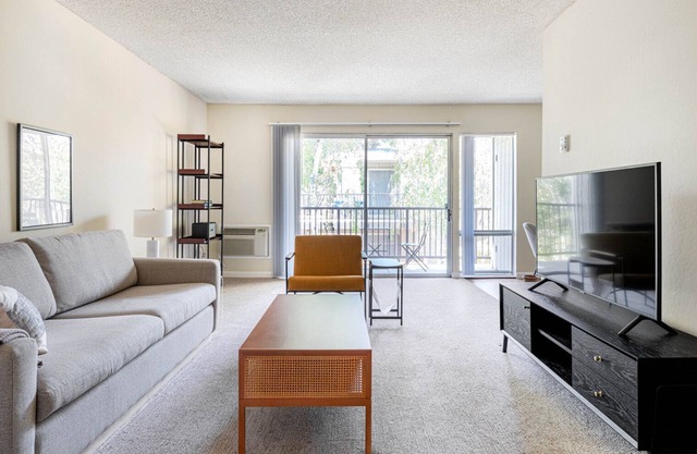 Equipped Mountain View 1BR w/Pool, Gym, BBQ by Blueground