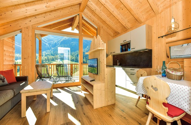 Erlebe Bergidylle im Stabingerhof. Chalet