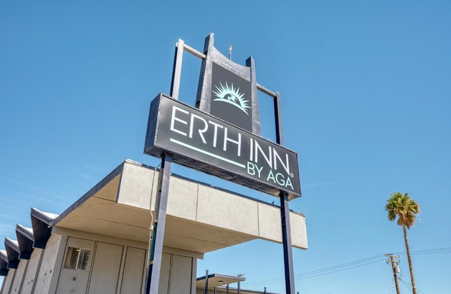 ERTH INN by AGA- Mojave