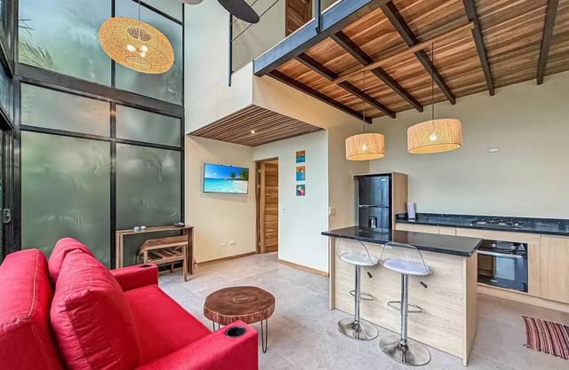 Estrellas #2 - Beautiful 1-bed cabin w/WiFi, AC and Ocean View in Puerto Viejo!