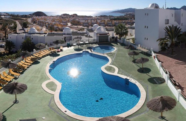 Estrelitzia apartamento con vista panorámica al mar y piscina comunitaria