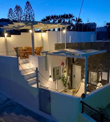 Euphemus Cave House