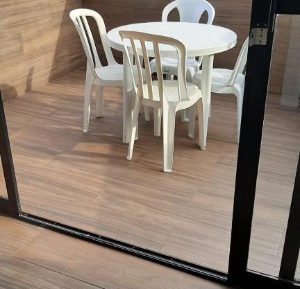 Excelente apto em Caiobá a 3 quadras da praia!