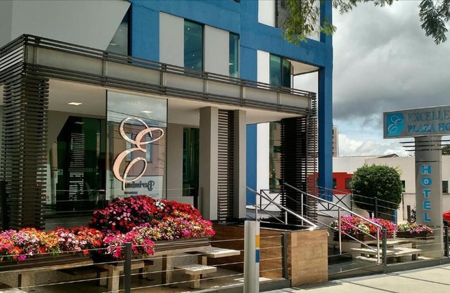 Excellence Plaza Hotel