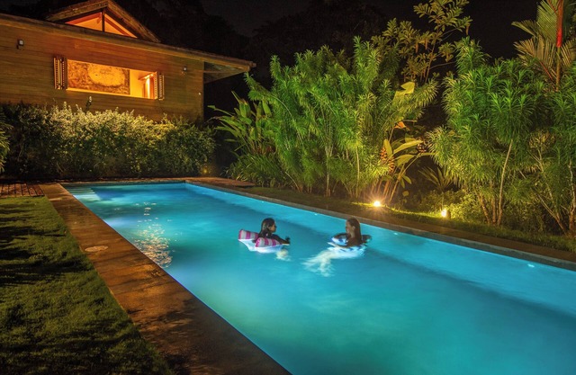 Exclusive 4BR Beachfront Villa with Chef, AC, WiFi in Lush Puerto Viejo Paradise