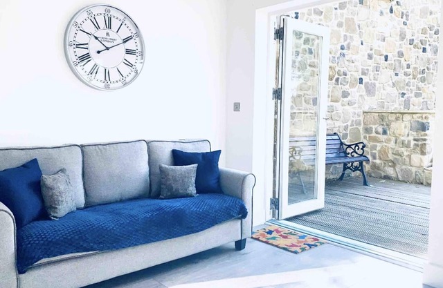 Exclusive 4-bed House 10 Minutes From Newcastle