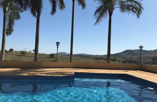 Exclusive farm with swimming pool, barbecue and soccer field