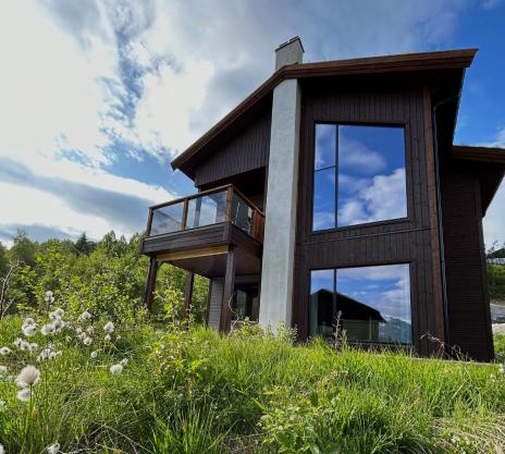 Exclusive Suite in the Sunnmøre Alps, Near Geiranger & Hjørundfjord