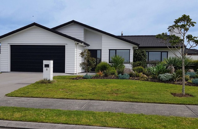 Executive Quality 4 Bedroom Home