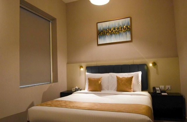 Executive Room Near University of Birmingham Dubai