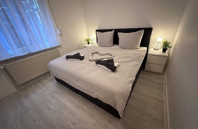 "Experience Comfort and Relaxation in Our Garden Retreat by the Sea!"