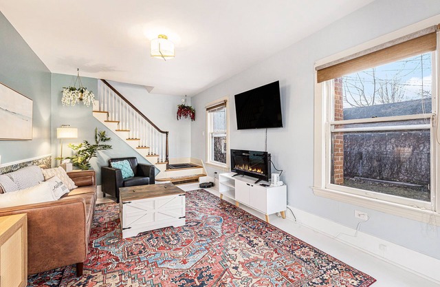 Experience comfort, convenience, and charm in our lovely Carriage House.