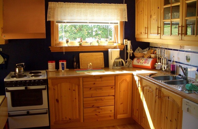 Experience fresh sea air outs. with fishing opportunities and outs. activities!