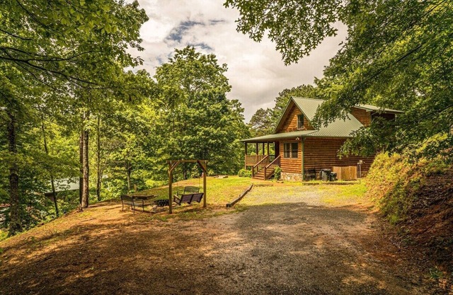 Experience mountain serenity at Elk Crossing
