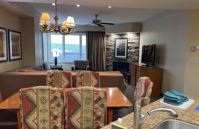 Experience Tahoe's Ski Scene at Holiday Inn Club Vacations Tahoe Ridge Resort