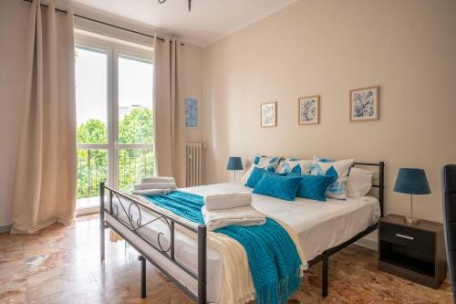 -Extra Parking- Suite-2 - x6 con Balcone