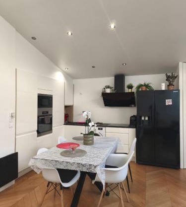 F2 Cosy à Saint Maur des Fossés