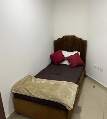 F30,R4,Single Room on the beach attach bath