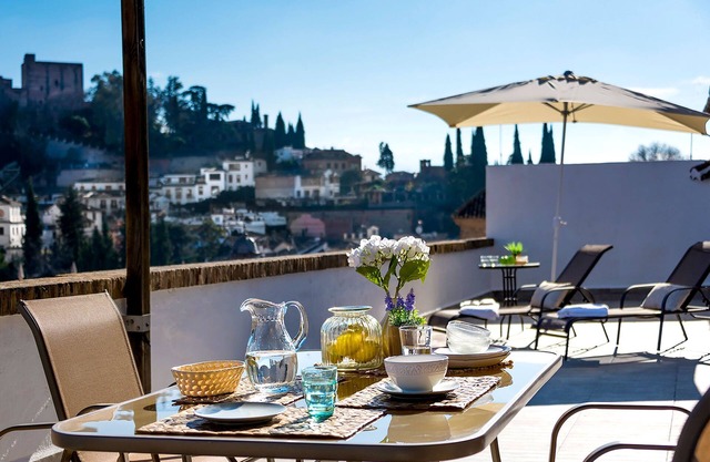 Fab Penthouse views to Alhambra. Ático Plaza Nueva