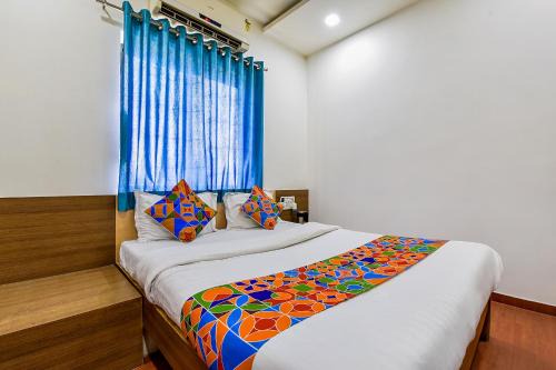 FabExpress Relax Inn - Nr Sarkhej - Gandhinagar Highway
