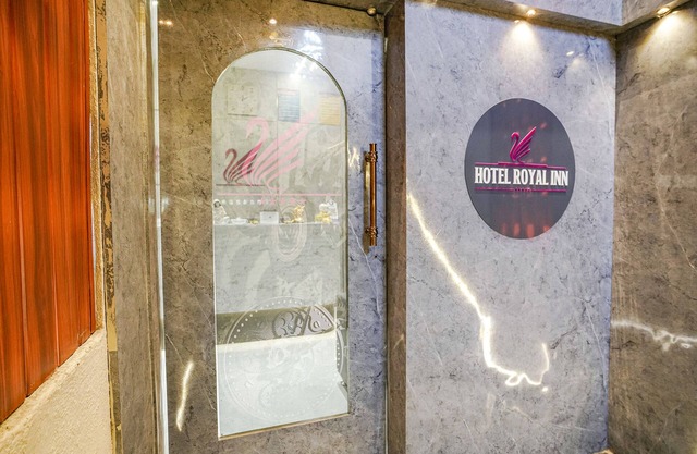 Fabexpress Royal Inn