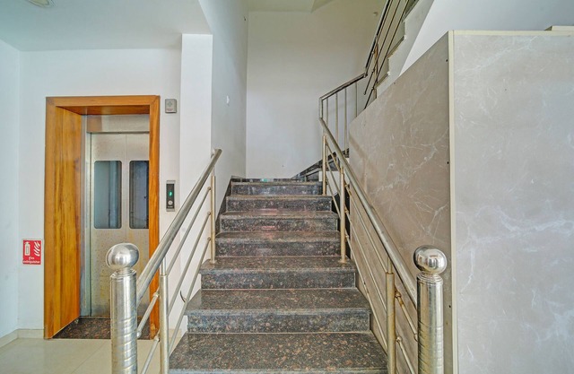 Fabexpress Square Inn