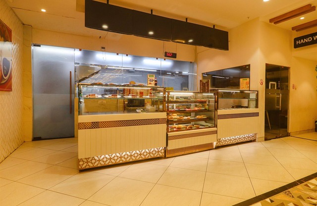 Fabhotel Double Tree