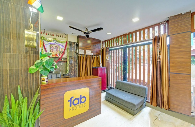Fabhotel Grand Stay Ambedkar Nagar