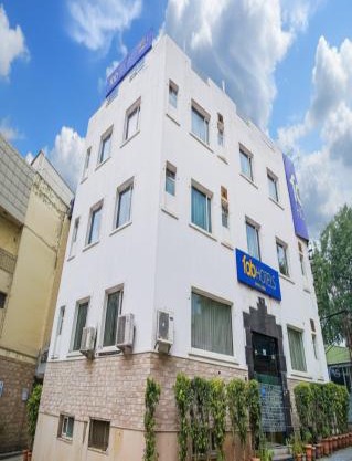 FabHotel Marble Arch Karol Bagh