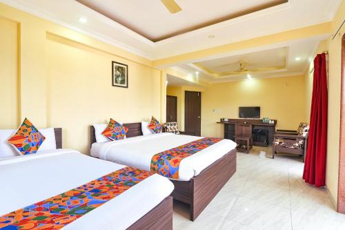 FabHotel Sai Swastik - Nr Deltin Royale Casino