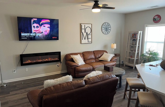 Fabulous 3-bedroom townhome with WiFi and AC in Braselton/chateau elan area