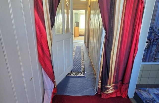 Fabulous 5-bedroom Top Floor apartment with WiFi in Bern
