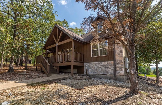 "Falling Leaf" Lodge - Stonebridge Resort by SDC -Short walk to Private Lake - SB100