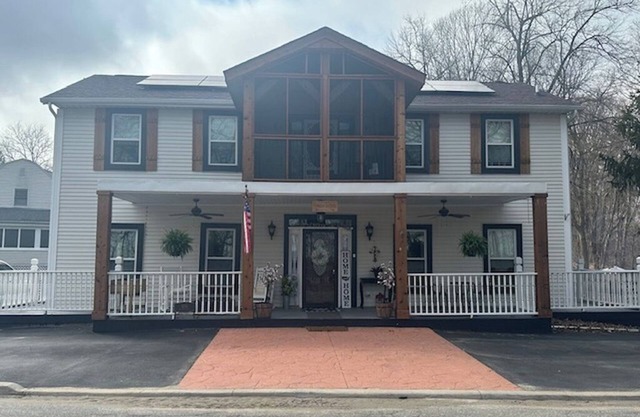 Family- Friendly Lake House