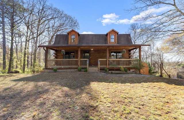 Family Friendly, Sleeps 11, Pets allowed!