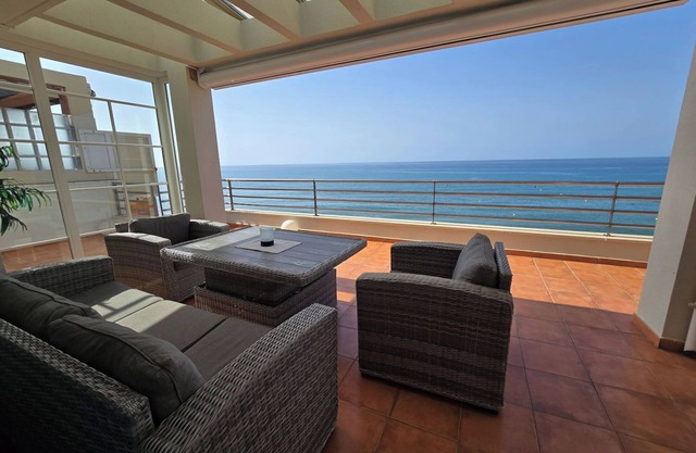 Fantastic penthouse directly at the beachfront