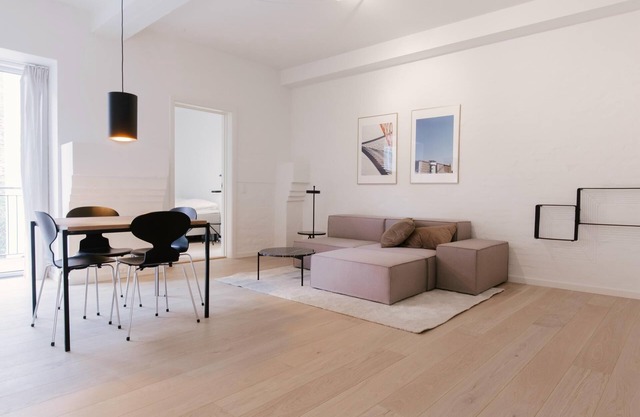 Fantastic 2-bed w/private balcony. - 226